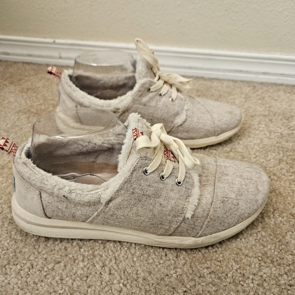 TOMS Del Rey Charcoal Wool with Shearling Shoes Women's 9 - Picture 3 of 9